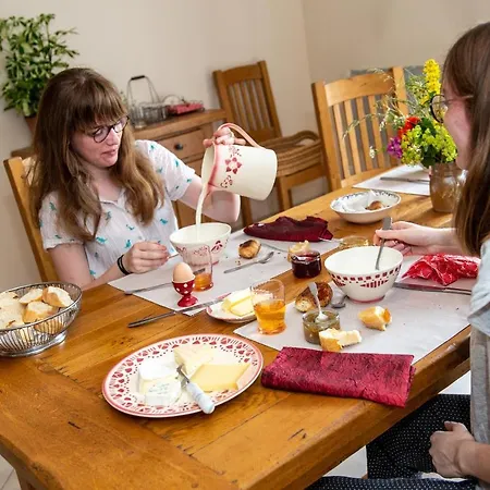 La Grange Aux Hirondelles Frühstückspension