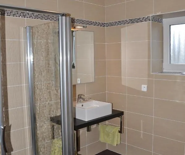 La Grange Aux Hirondelles Bed & Breakfast